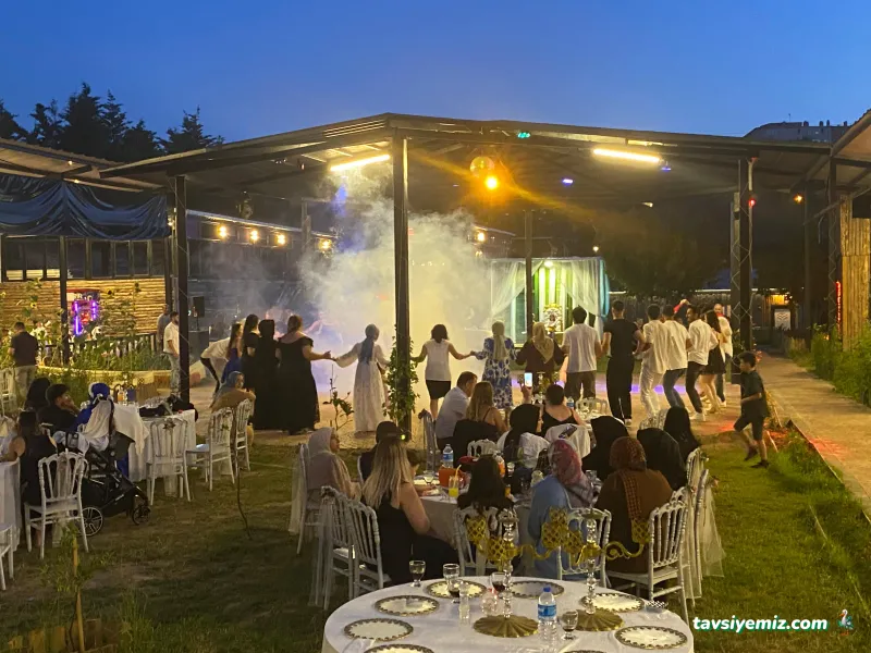 Violet Cafe Restaurant San Tic Ltd Şti