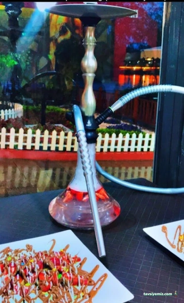 Wood Waffle Nargile Cafe