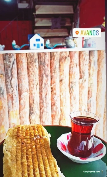 Wood Waffle Nargile Cafe