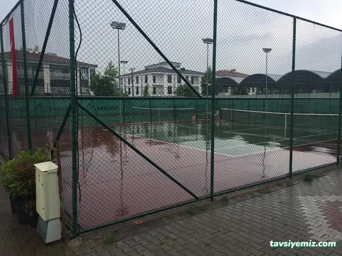 Yalova Tenis Kulübü Tesisleri