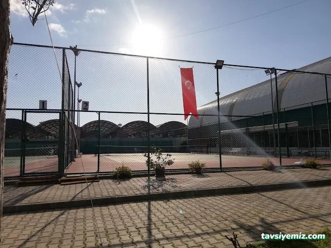 Yalova Tenis Kulübü Tesisleri