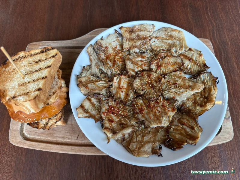 Yazılı Steak Ve Burger