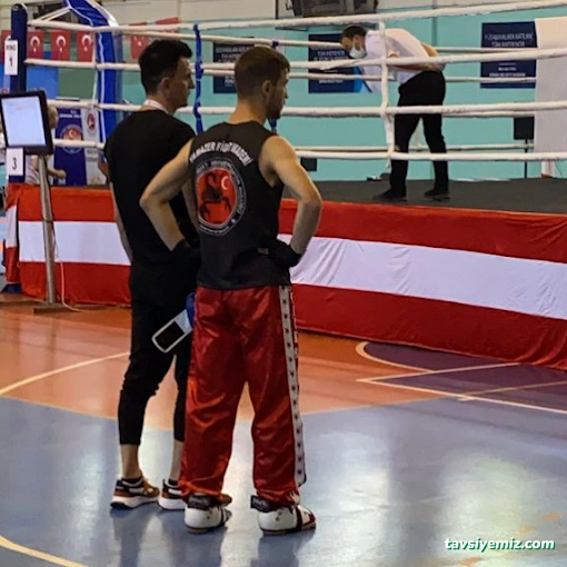 Yılmazer Fight Akademi Kick Boks Muay Thai