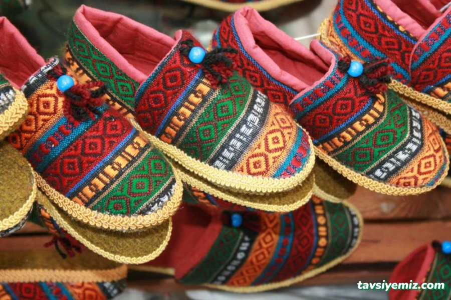 Yöresel Hediyelik Eşya