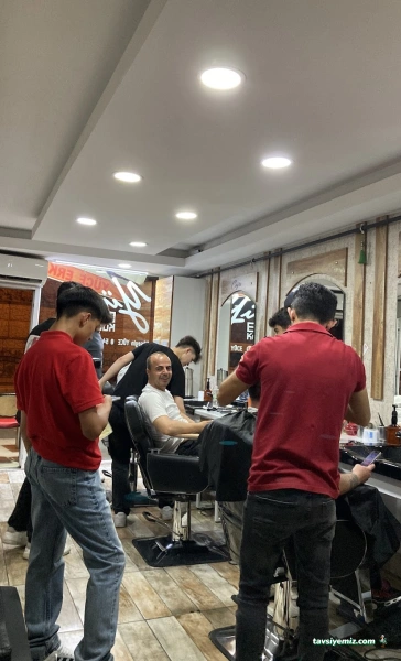 Yüce Erkek Kuaförü