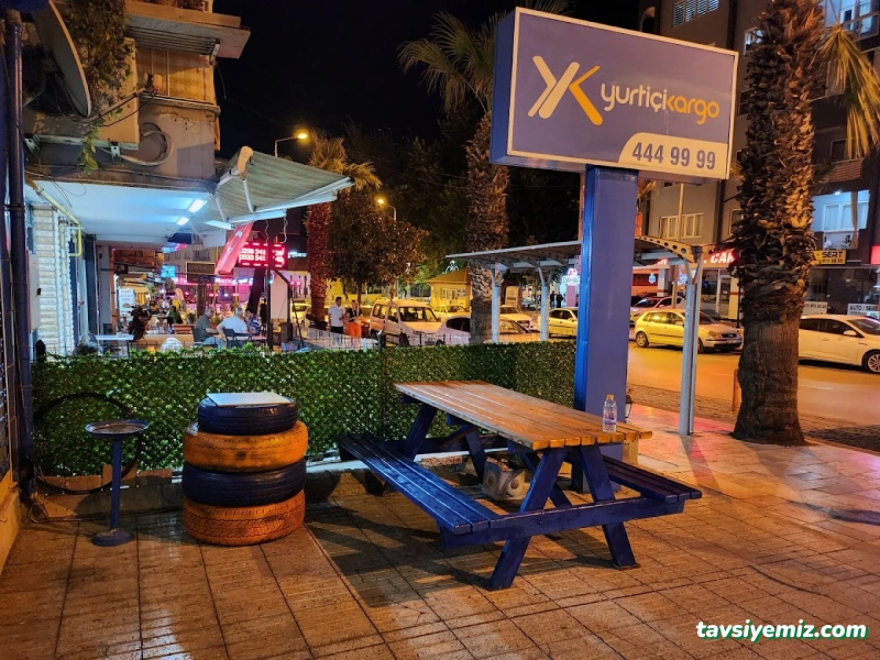 Yurtiçi Kargo Horozlu